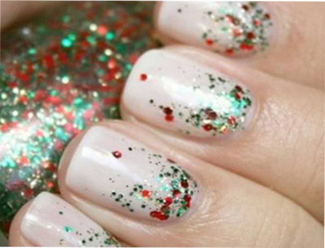 25 Glitter Manicures for You to Try