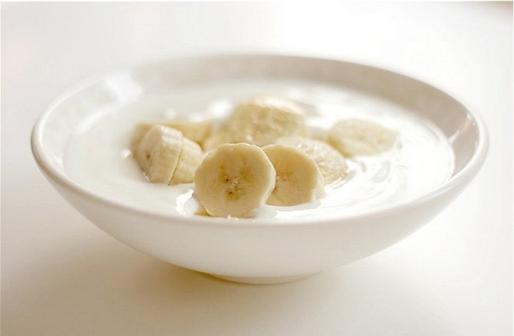 natural face pack for dry skin in winter