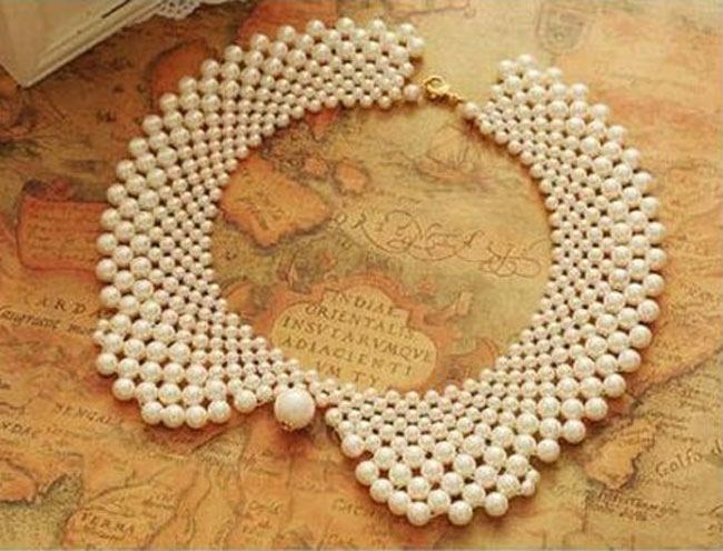 collar pearl necklace