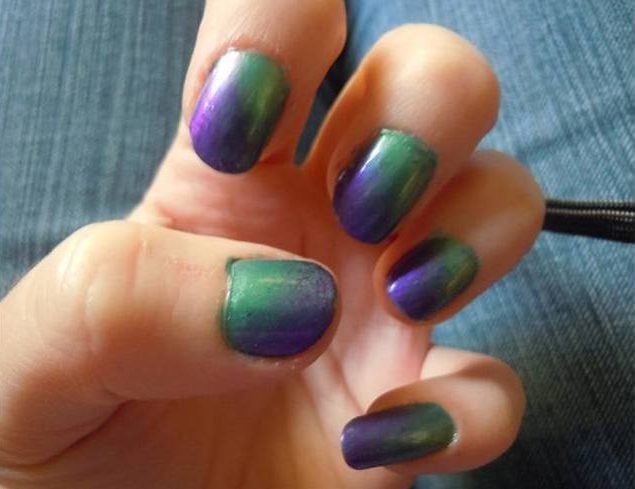 Peacock Feather Nail Art