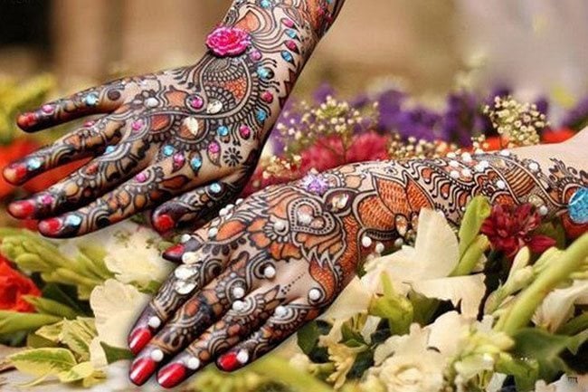 stone embellished mehendi