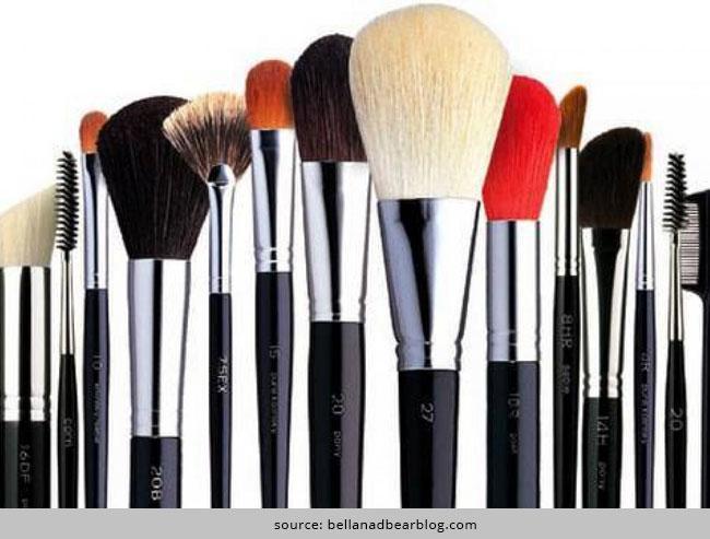 A Beauty Guide On Makeup Brushes And How To Use Them 