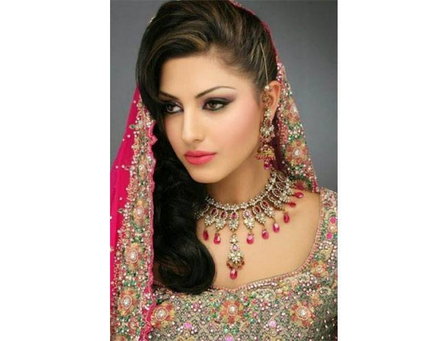 Pakistani Bride Hairstyles