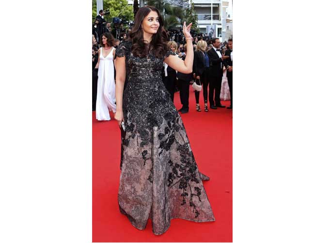 Aishwarya Rai Bachchan in Ellie Saab Gown