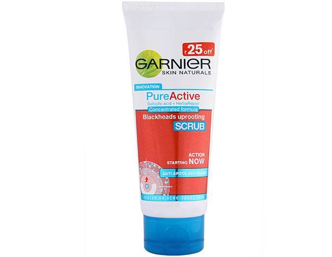 Garnier Naturals Pure Active-Black Heads Uprooting Scrub