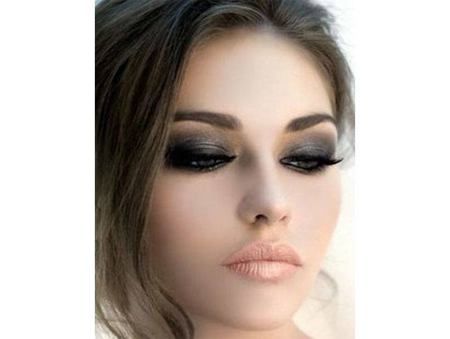 Smokey Eyed Look