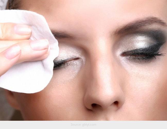 Best Eye Makeup Removers available in India