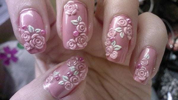52 Cute Floral Nail Art Designs : Painted Delicate Flower Border Short Nails