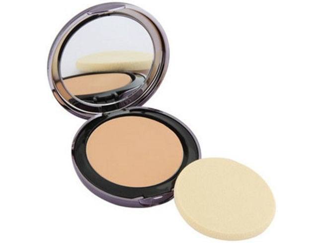 Lakme Absolute White Intense Wet and Dry compact