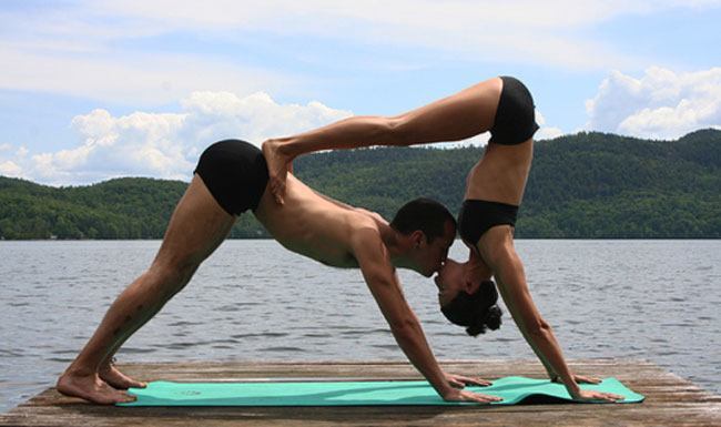 Yoga helps in perking up relationship too