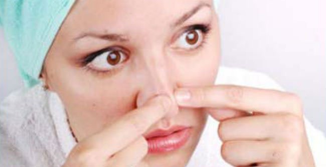 benefits of Lemon as a Lip exfoliator