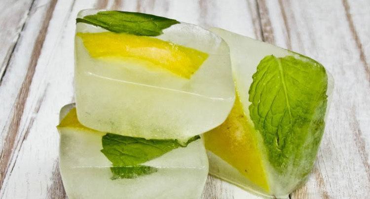 Glowing Dry Skin With lemon mint ice cubes