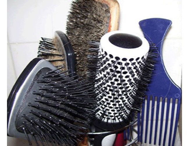 Using Dirty Combs Brushes