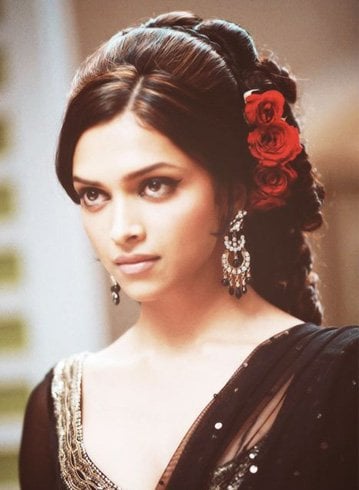 Deepika Padukone In Om Shanti Om