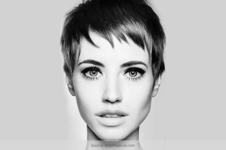 How to Grow Out a Pixie Cut