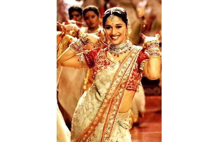 Madhuri Dixit in Dola re dola