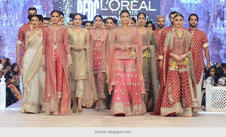 Pakistani Fashion Designers