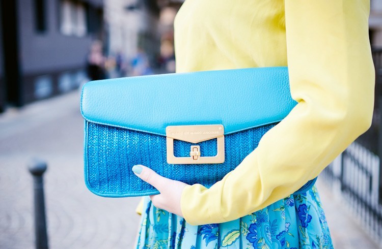 Wear blue bag