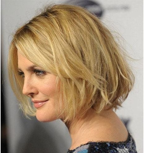 hairstyles for growing out a pixie