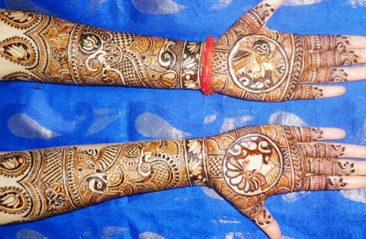 Top Mumbai Mehndi Artists