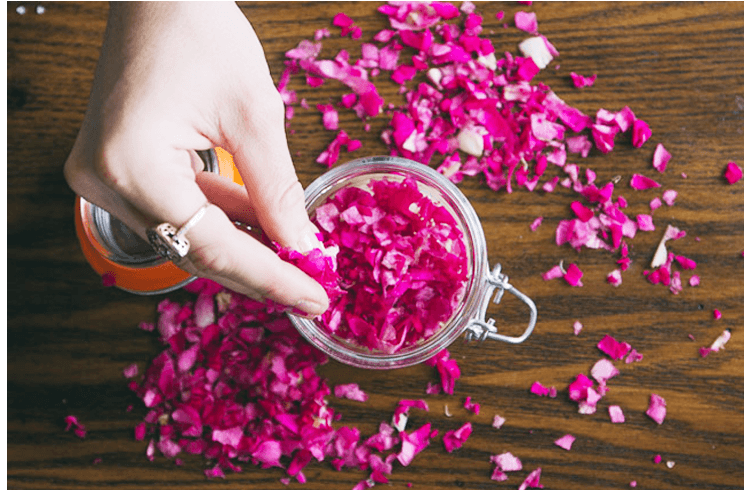 Uses of Rrose Petals