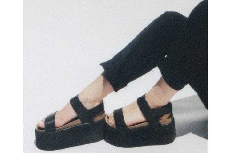 Black Flatform Sandals