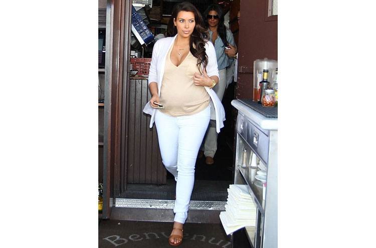 Pregnant Celebrities Style