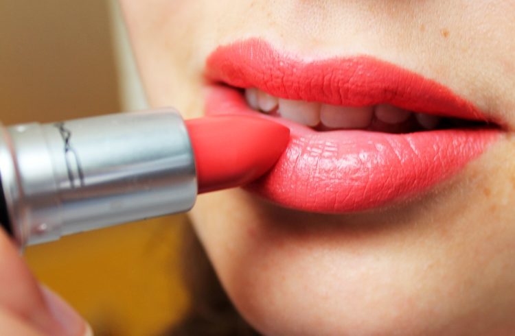 Amplified finishes of lipsticks