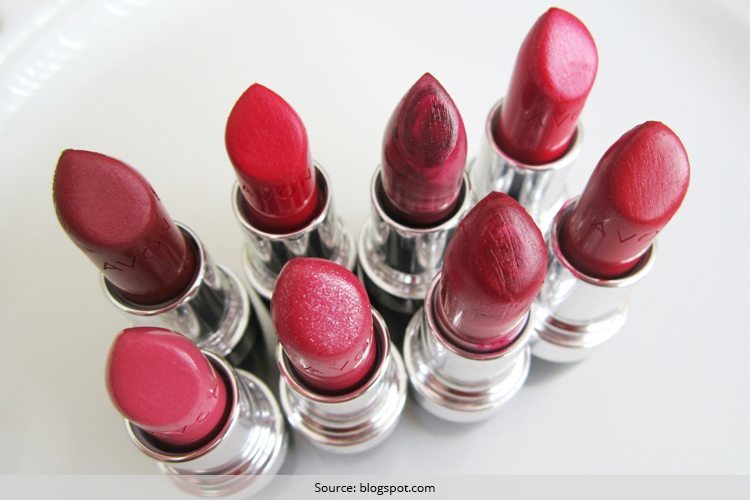 Different Finishes of Lipstick