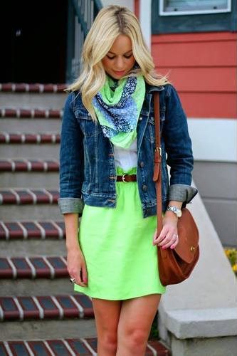 fashion outfits gor fall with neon yellow