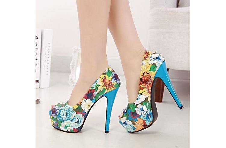 Floral boldest trending heels