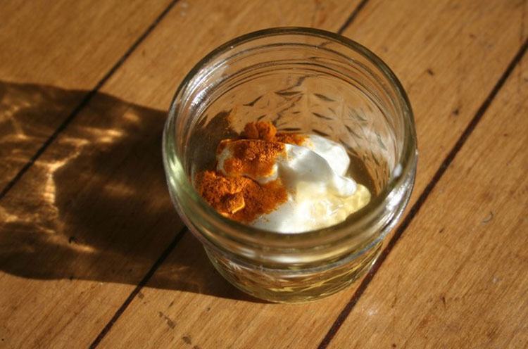 Honey, Turmeric and Yogurt for freckles home remedies Honey, Turmeric and Yogurt for freckles home remedies