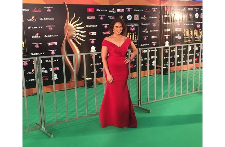 Huma Qureshi at IIFA 2015 Awards 