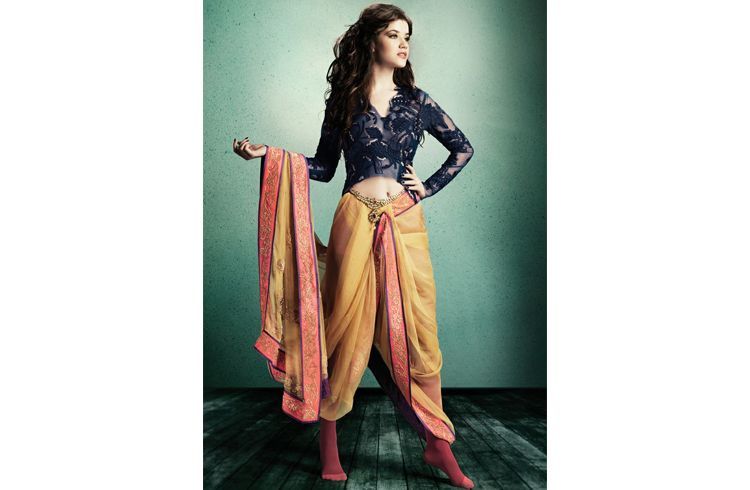 Monica and karishma choli