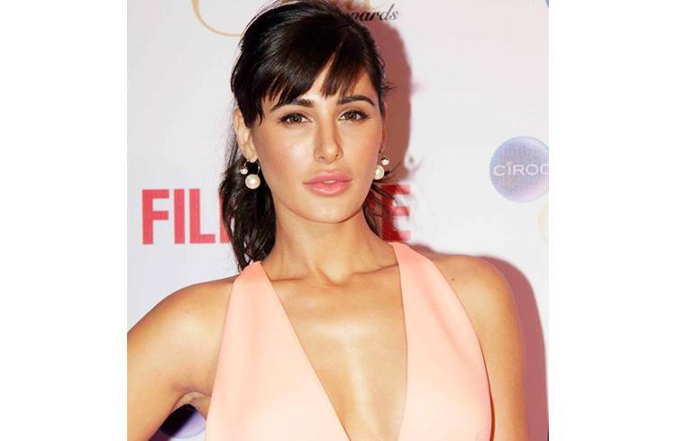 Nargis Fakhri lips