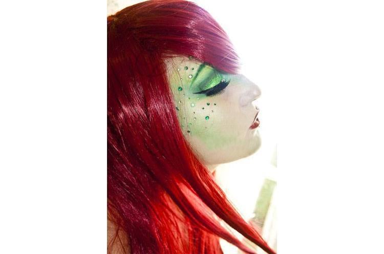 poison ivy eye shadow