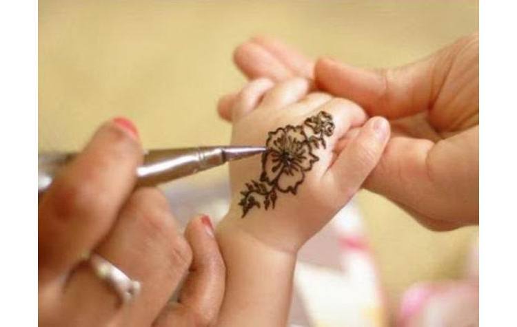 طرح های ساده mehndi برای بچه ها