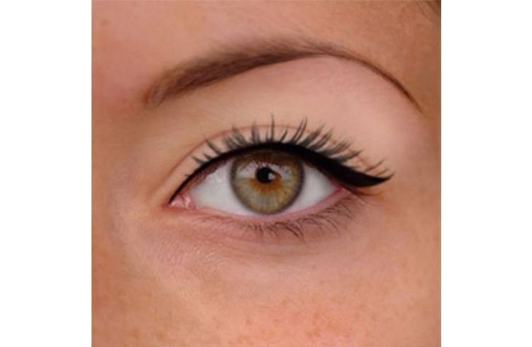 Tips for eyeliner makeup