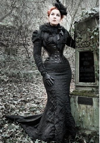 Whittled waist gowns