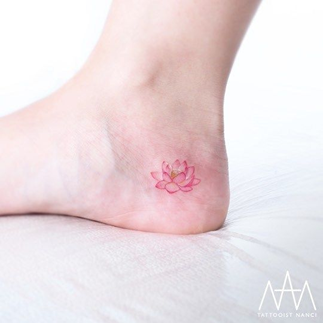 Foot tattoos for women – how to choose the best design?