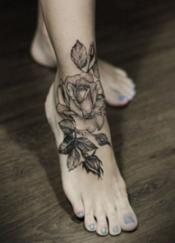 Lily Collinss Rose Foot Tattoo  Lily Collinss 5 Tattoos Each Hold a  Special Meaning to Her  POPSUGAR Beauty Photo 3