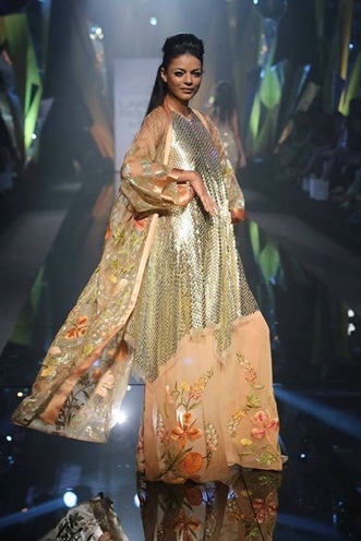 Best fashion for Abu Jani and Sandeep Khosla