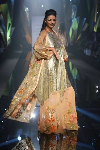 Best fashion for Abu Jani and Sandeep Khosla