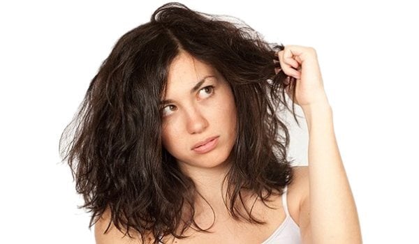 How to Prevent Frizzy Hair This Monsoon