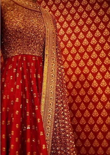 Sabyasachi Mukherjee red anarkali