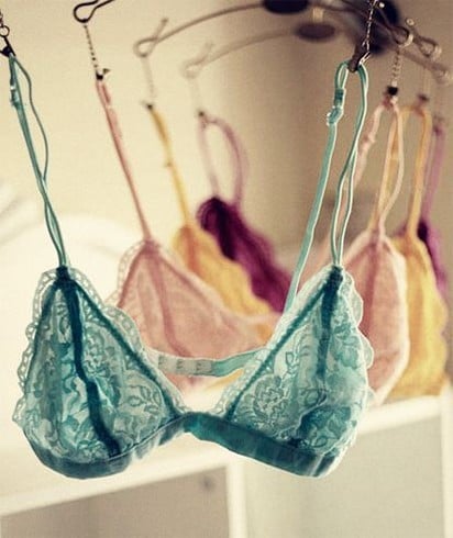 Bra colours