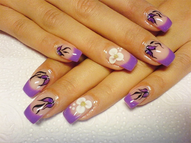 Floral nail arts