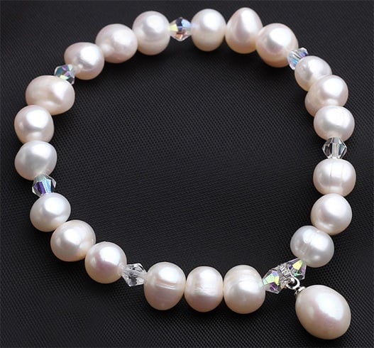 Health benefits of pearl jewellery