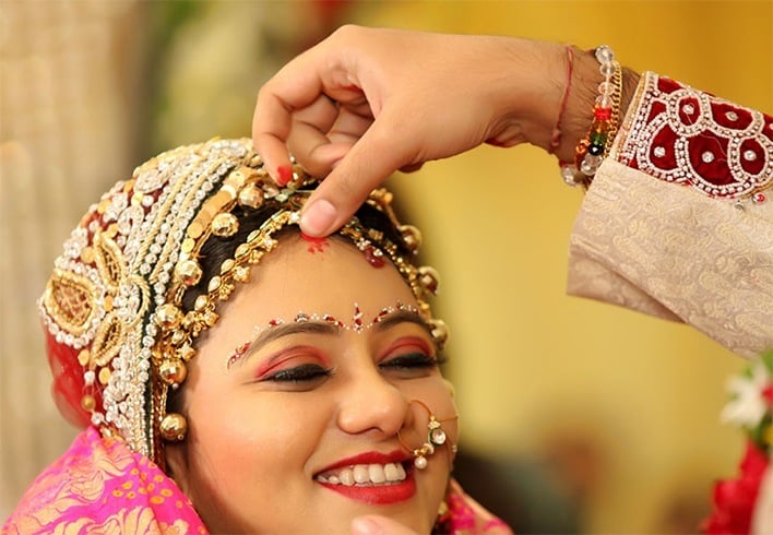 Hindu Wedding Photos Of Sindoordan