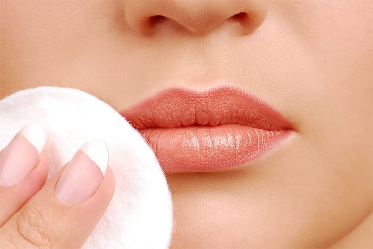 Lip makeup